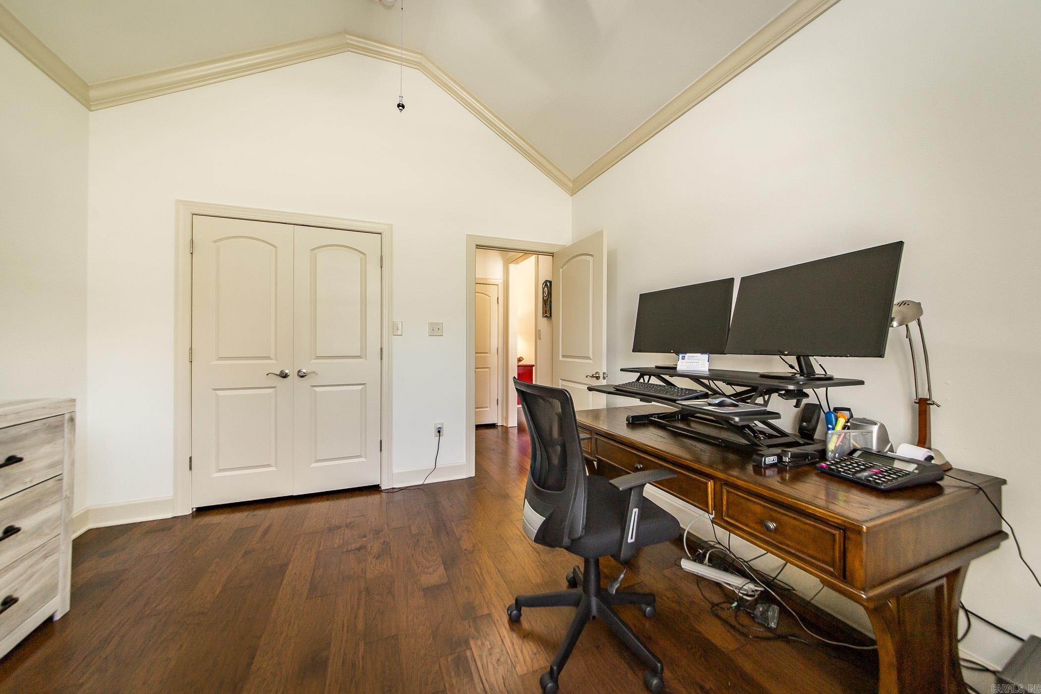 CHENAL VALLEY "TOURNAY CIRCLE" - Residential