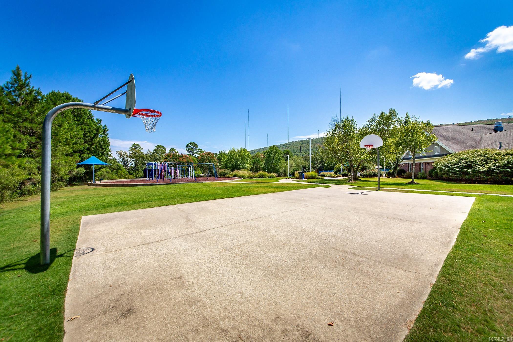 CHENAL VALLEY "TOURNAY CIRCLE" - Residential