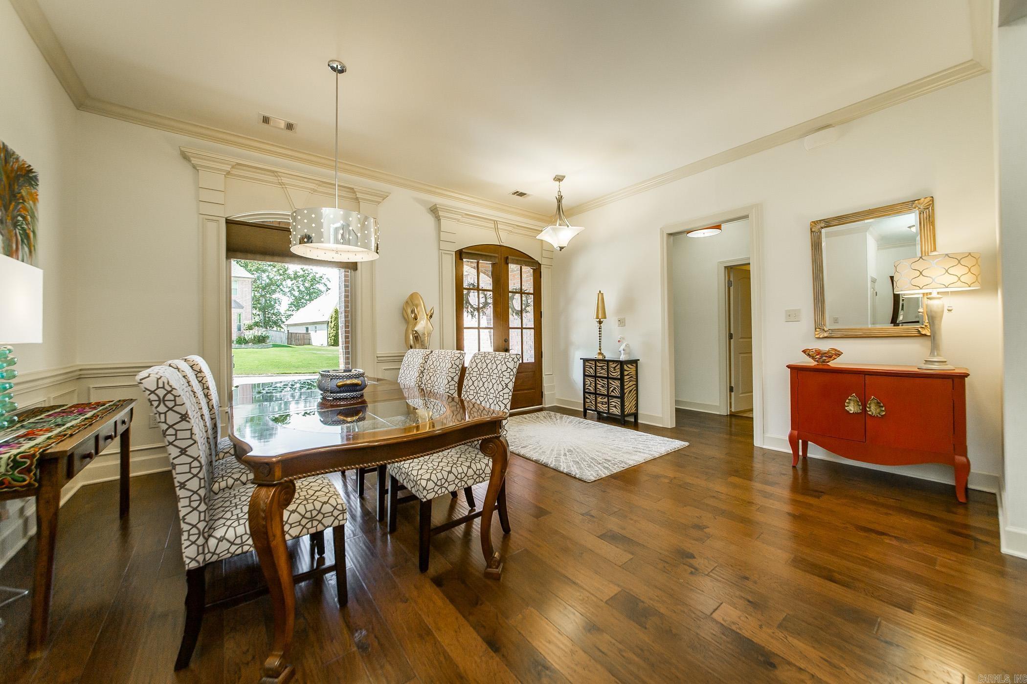 CHENAL VALLEY "TOURNAY CIRCLE" - Residential