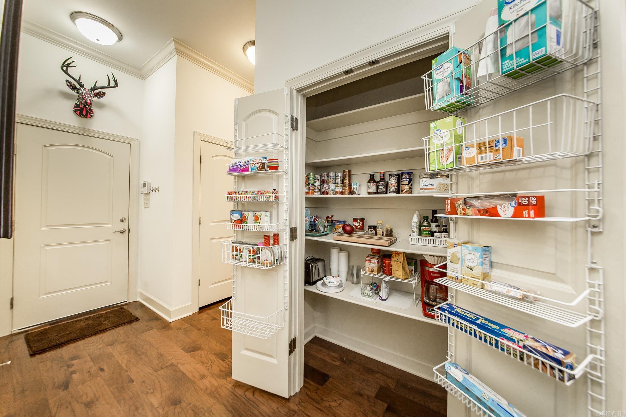 CHENAL VALLEY "TOURNAY CIRCLE" - Residential