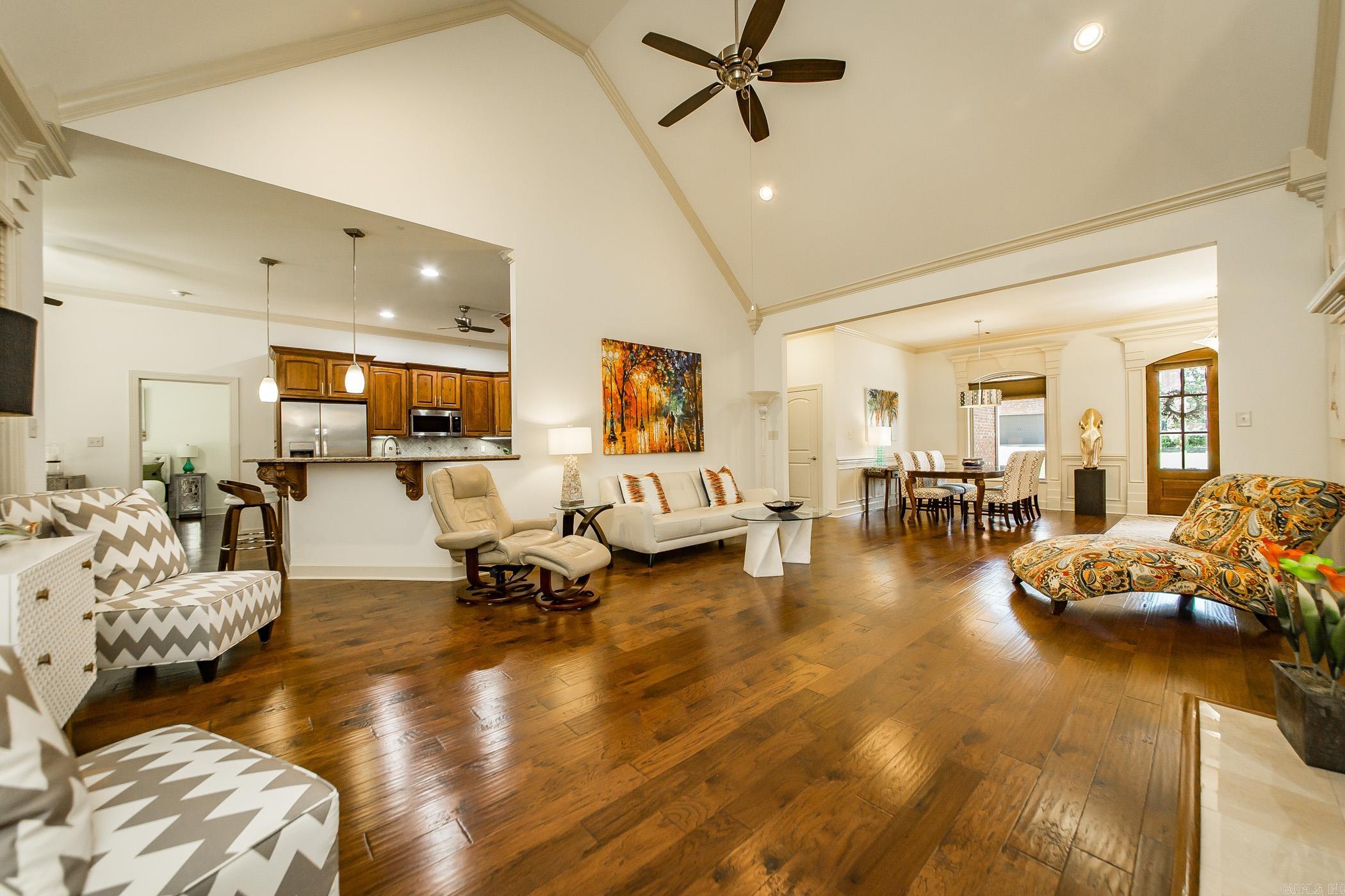 CHENAL VALLEY "TOURNAY CIRCLE" - Residential