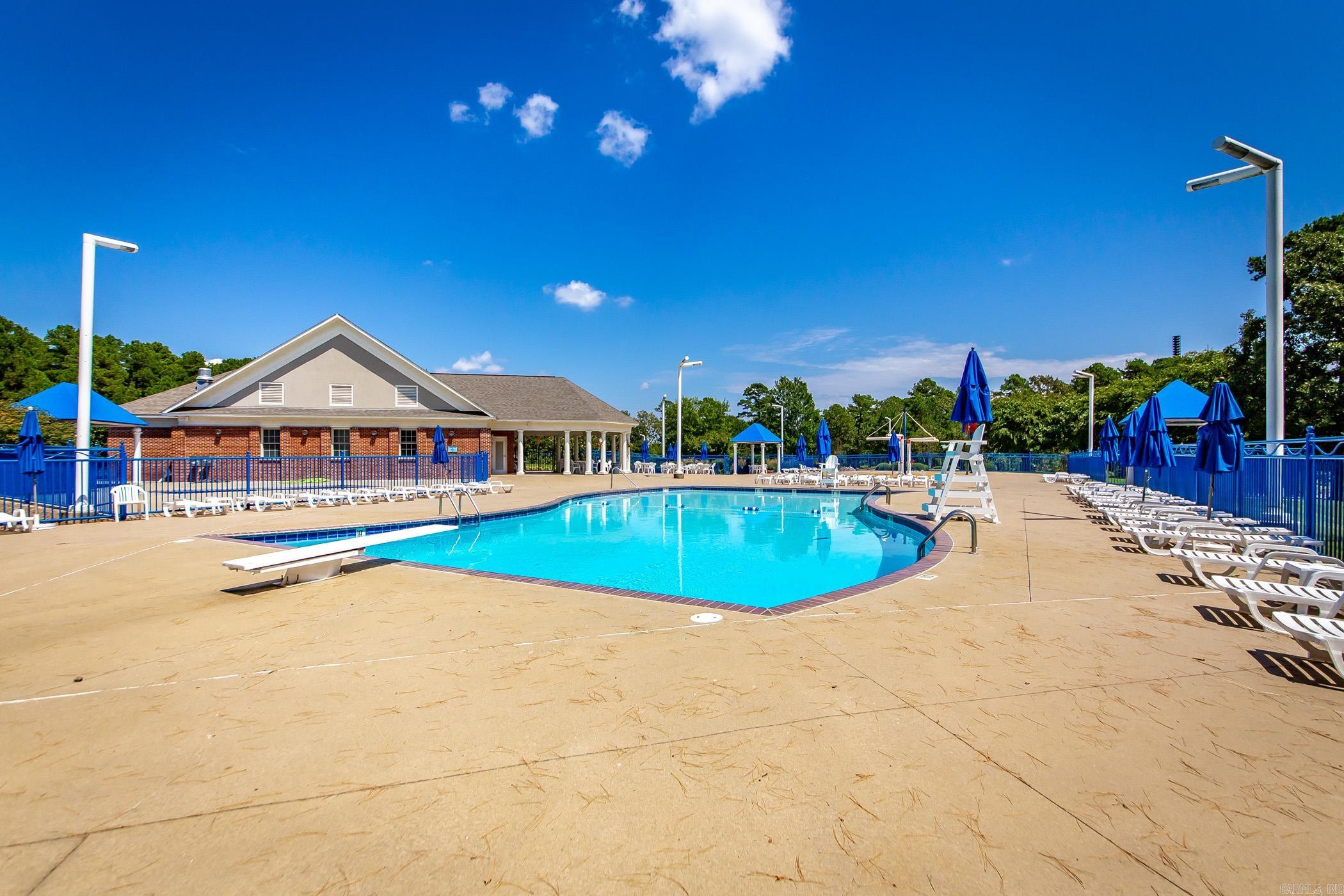 CHENAL VALLEY "TOURNAY CIRCLE" - Residential