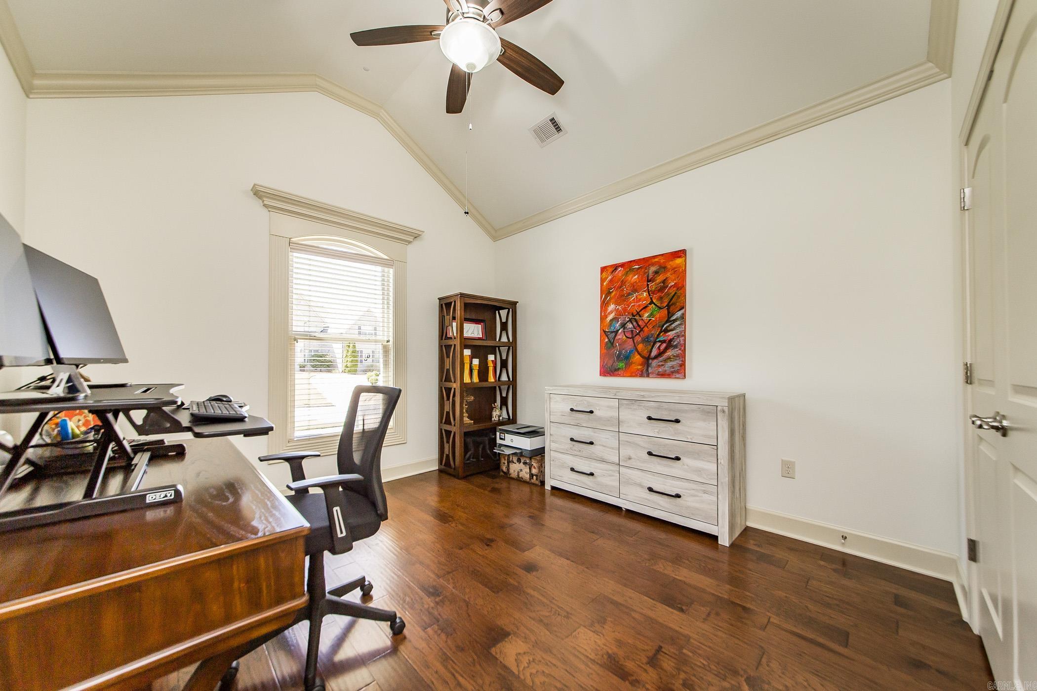 CHENAL VALLEY "TOURNAY CIRCLE" - Residential