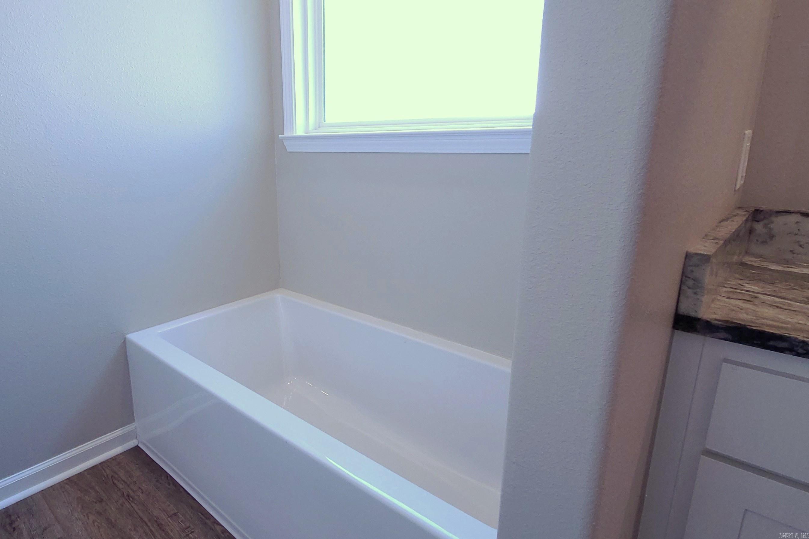 Diamondhead J - Residential