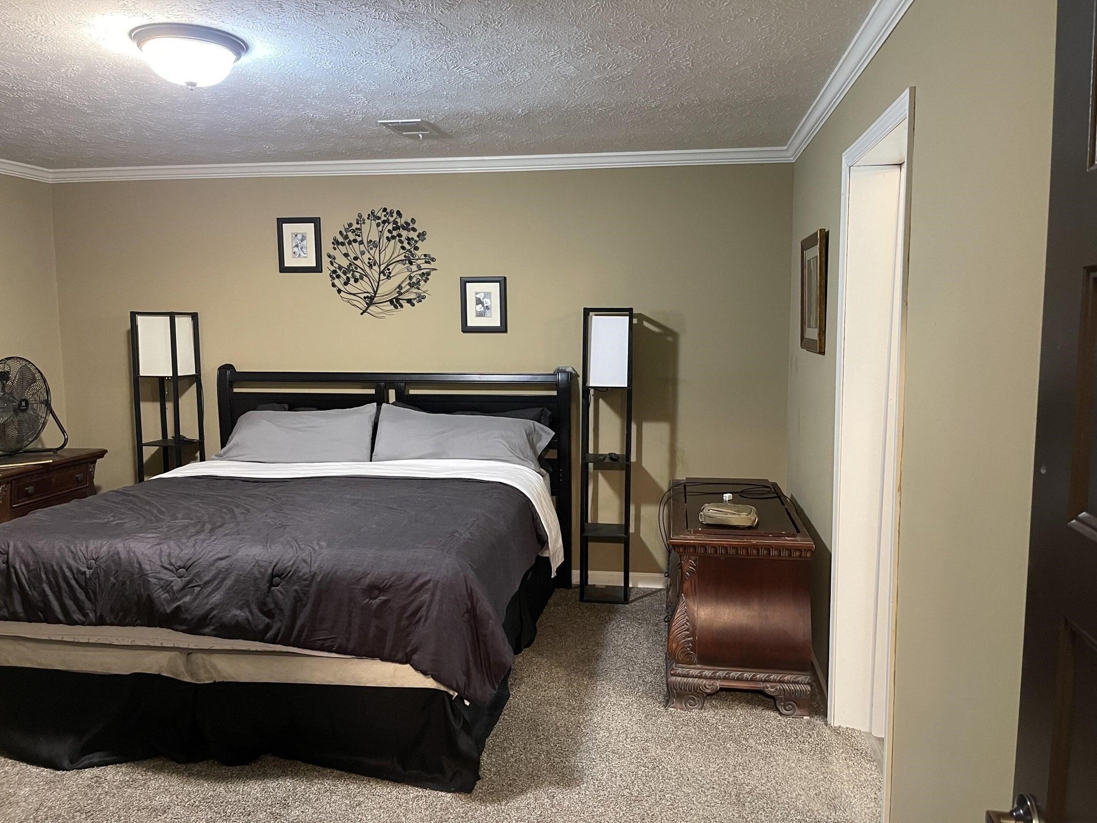 STILL HOUSE HILL - Residential