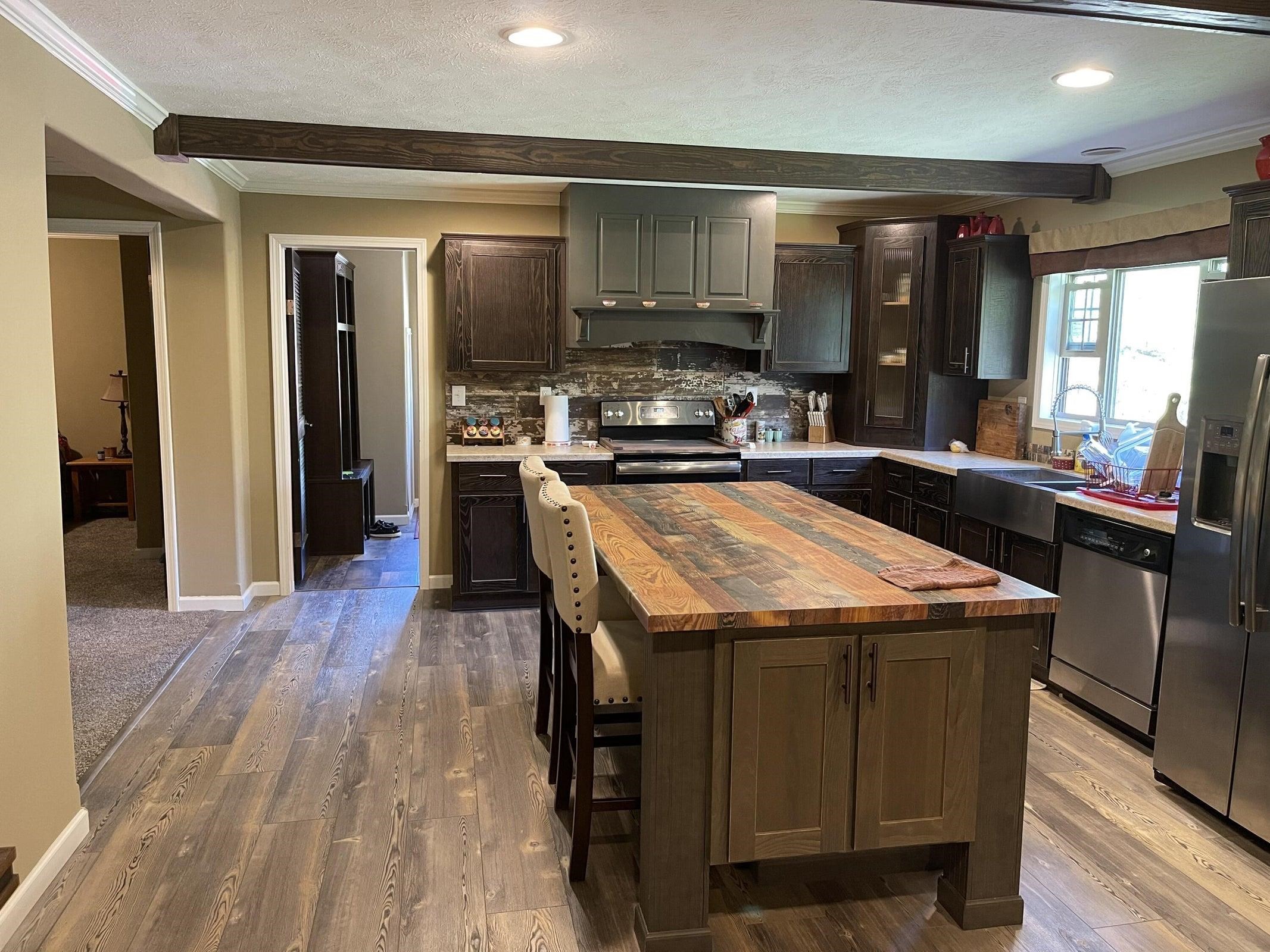 STILL HOUSE HILL - Residential