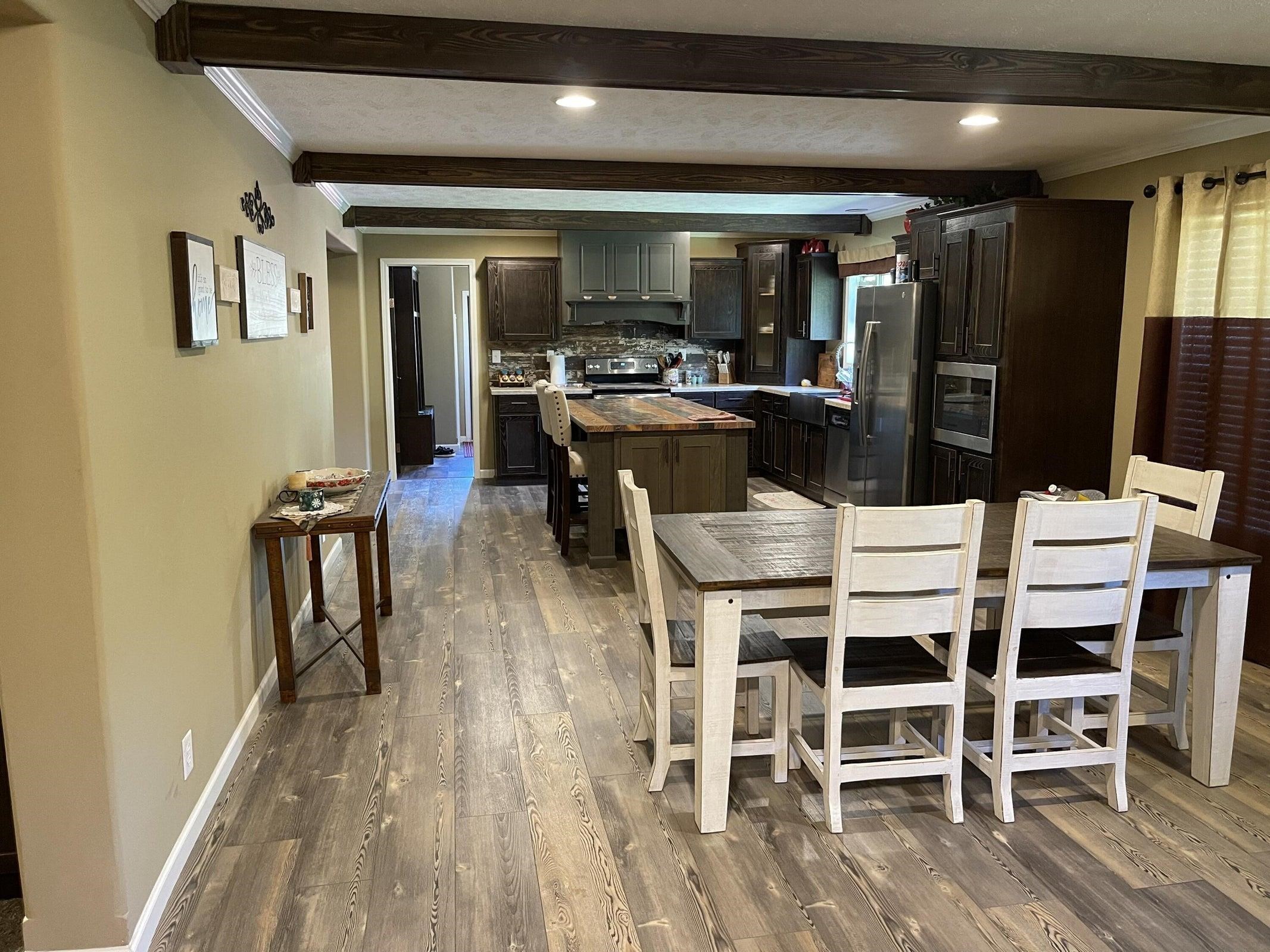 STILL HOUSE HILL - Residential