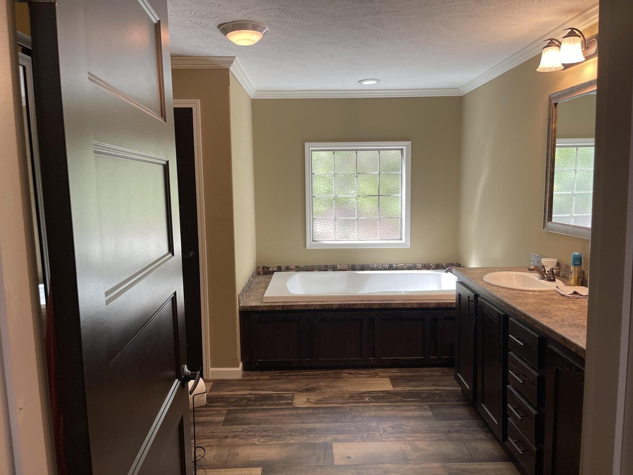 STILL HOUSE HILL - Residential