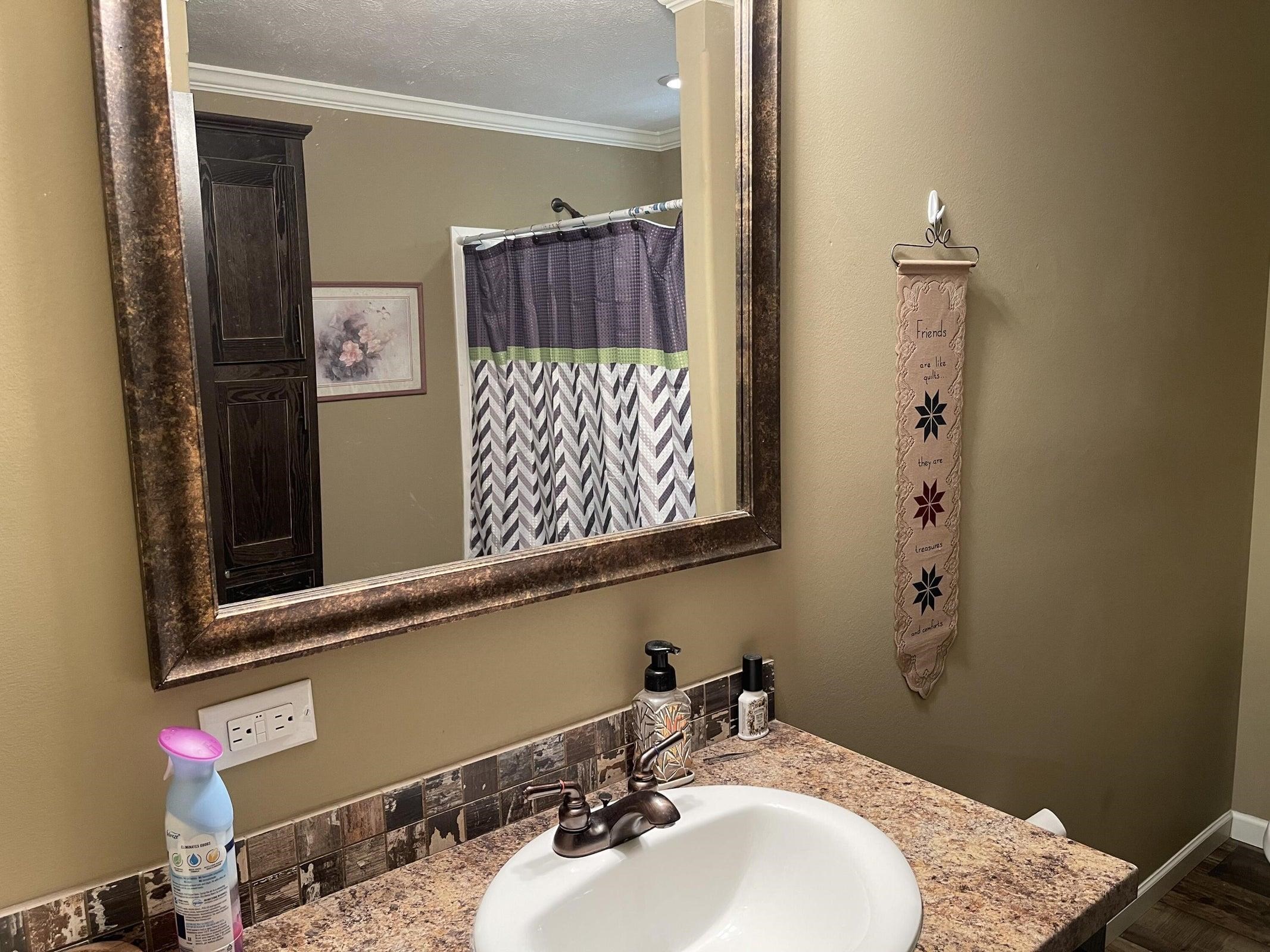 STILL HOUSE HILL - Residential