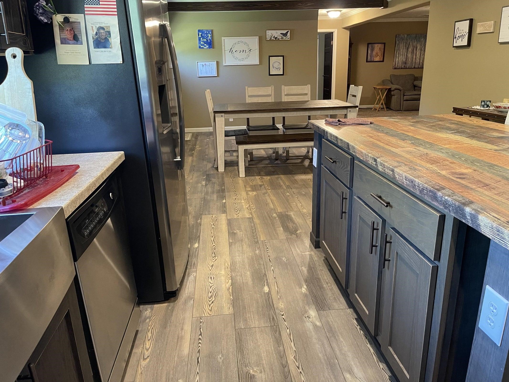 STILL HOUSE HILL - Residential