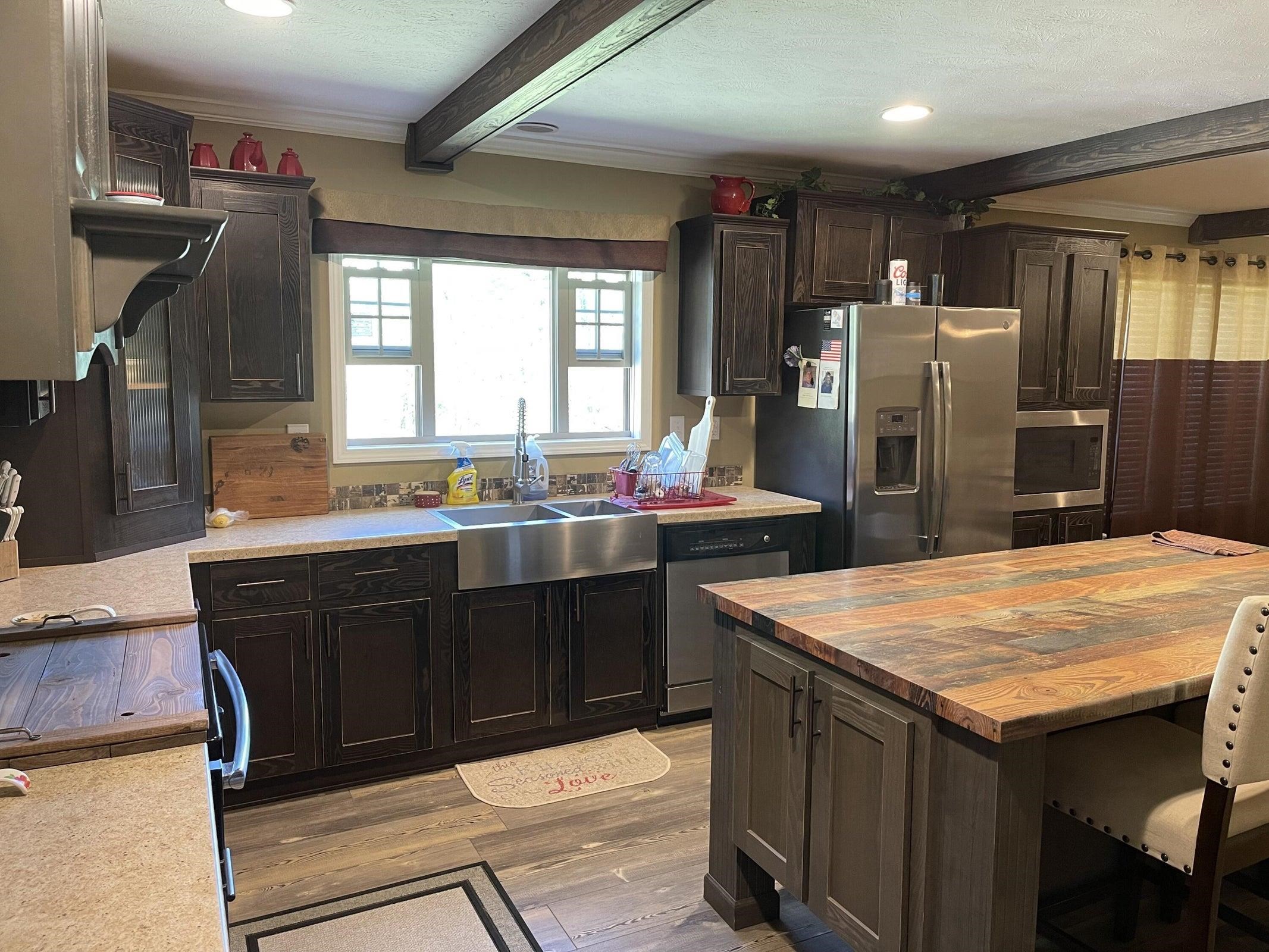 STILL HOUSE HILL - Residential