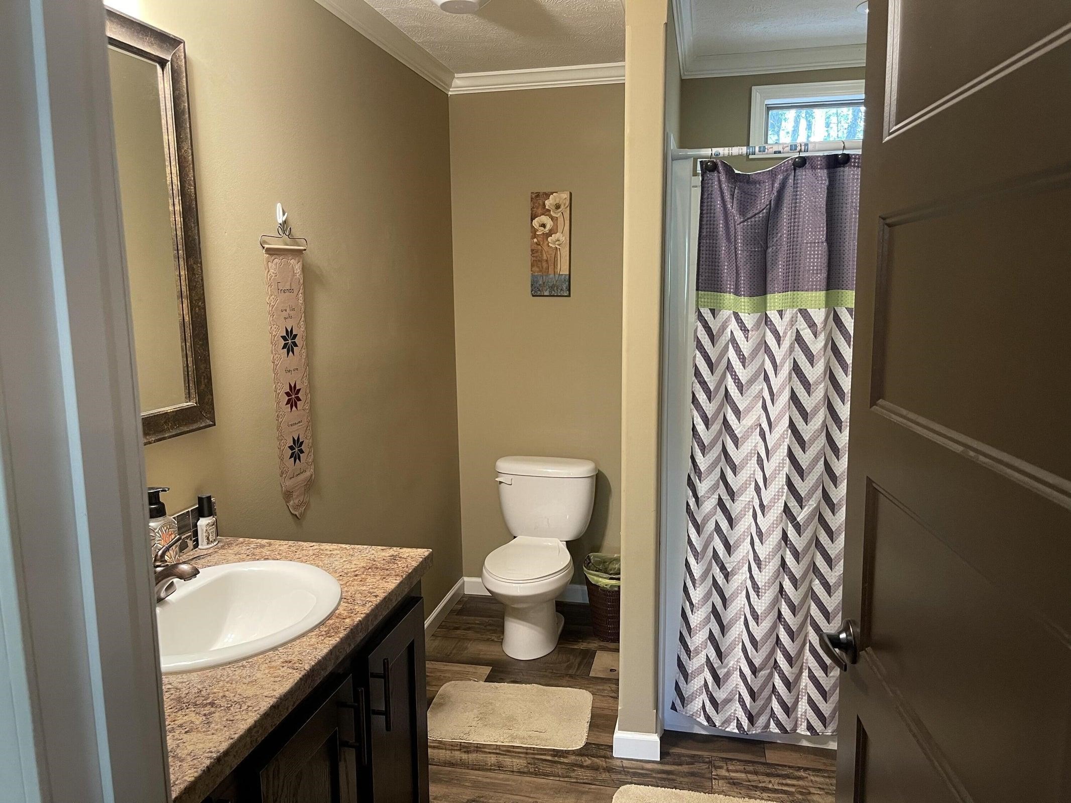 STILL HOUSE HILL - Residential