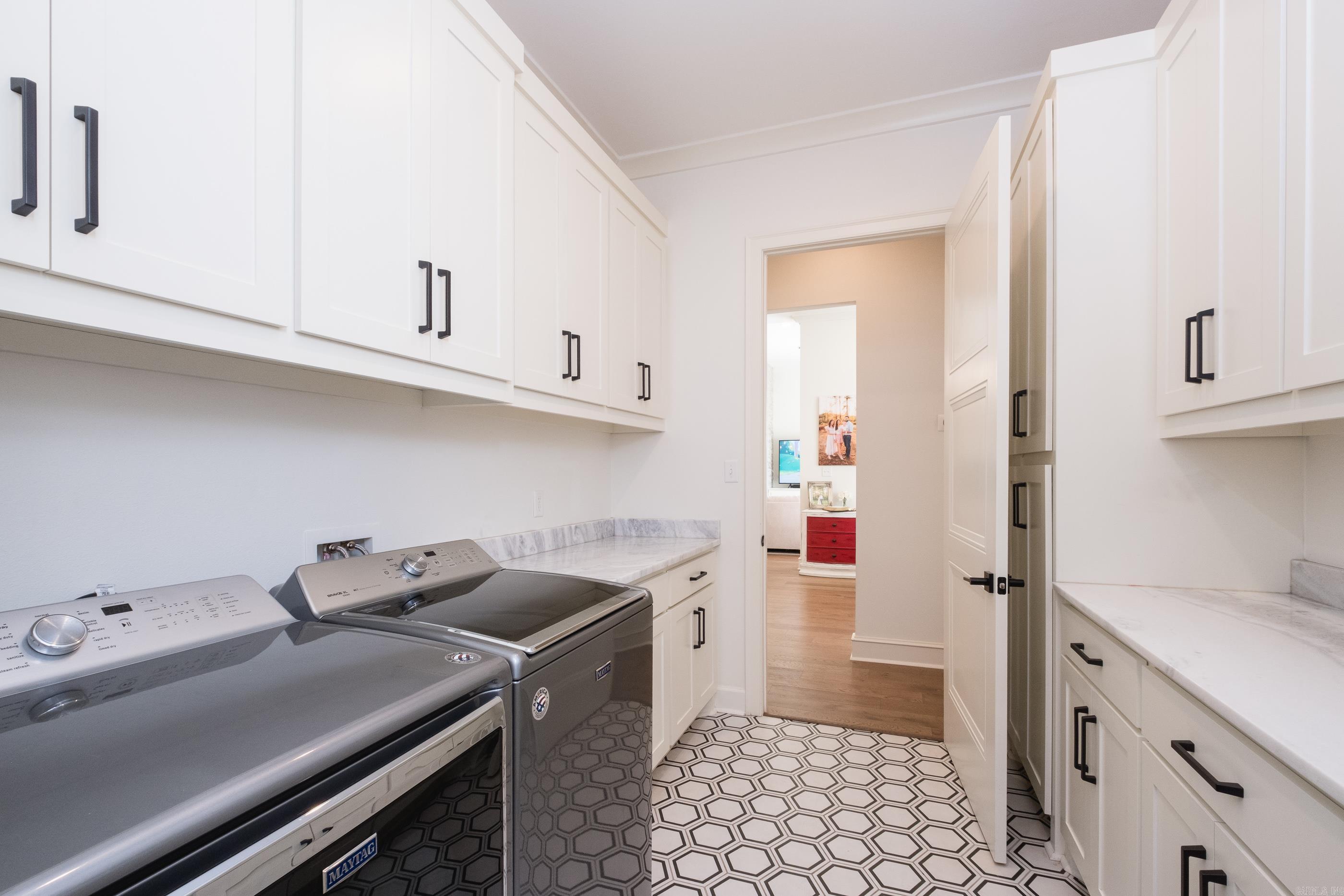 FIELDS OF HURRICANE LAKE ESTATES - Residential