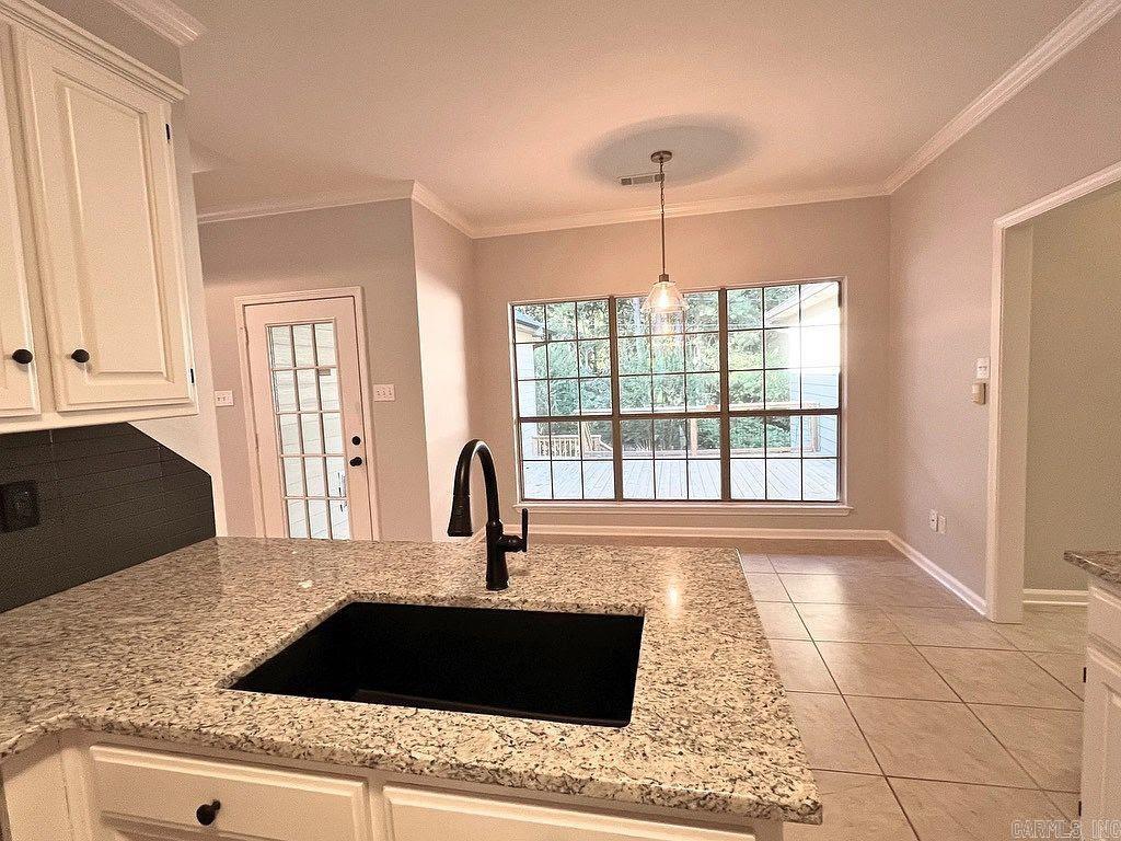 Westbury - Residential Lease