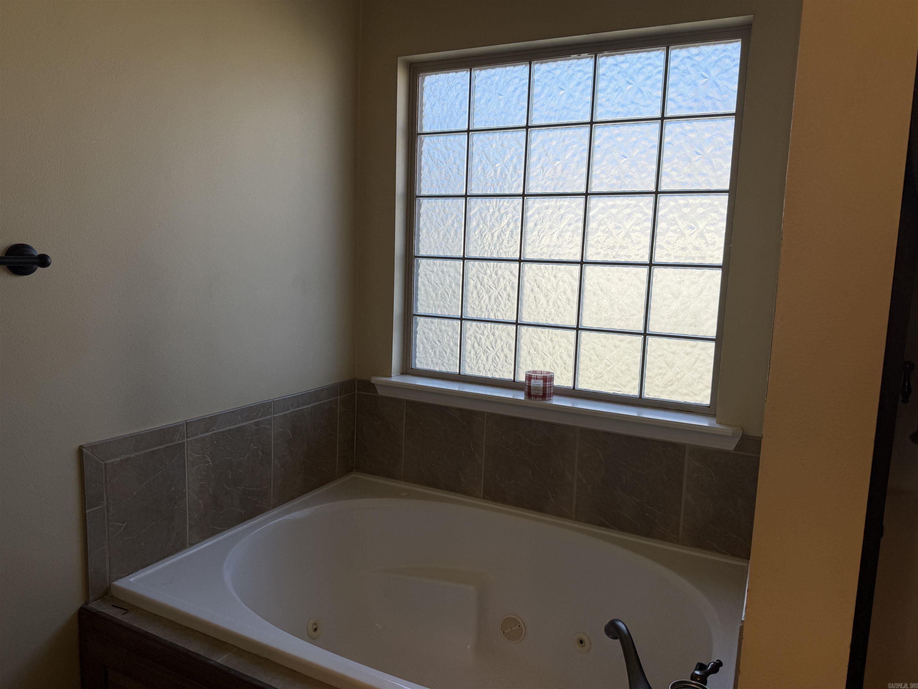 SMOKEY RIDGE - Residential