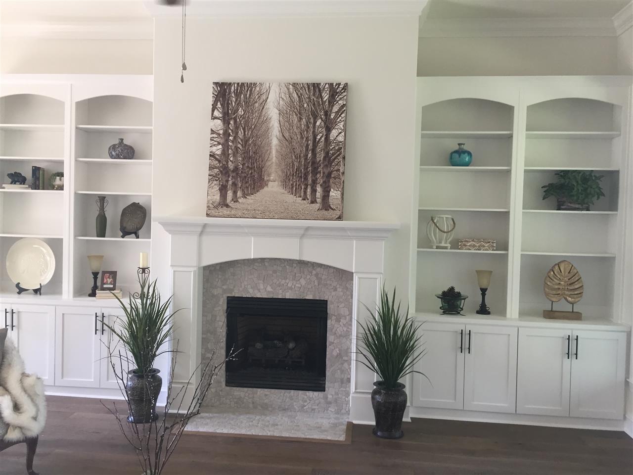 CHENAL VALLEY "CAUREL COURT" - Residential