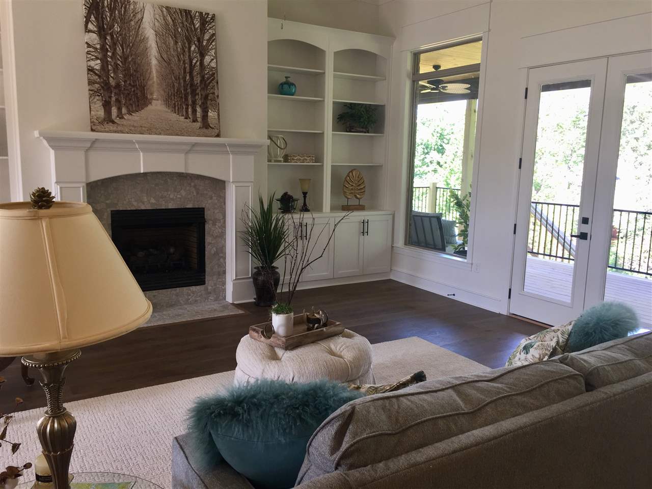 CHENAL VALLEY "CAUREL COURT" - Residential