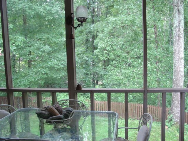 WELLINGTON POINTE - Residential