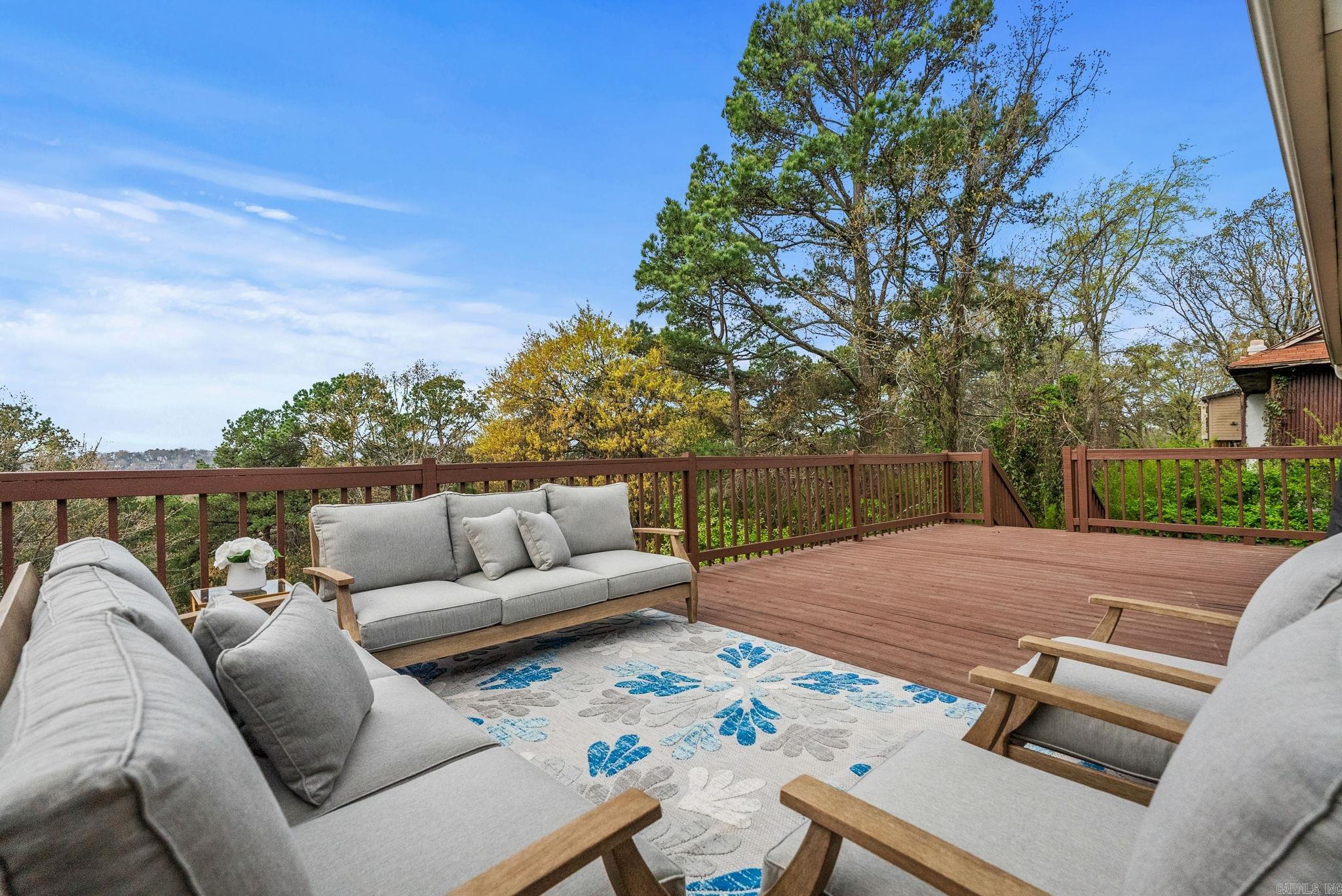 WALTON HEIGHTS - Residential