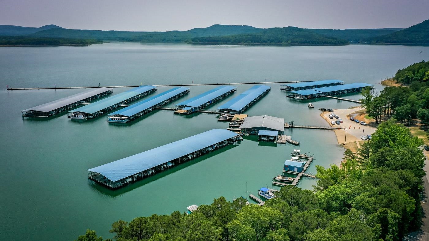 CHELSEA GLADE - Residential