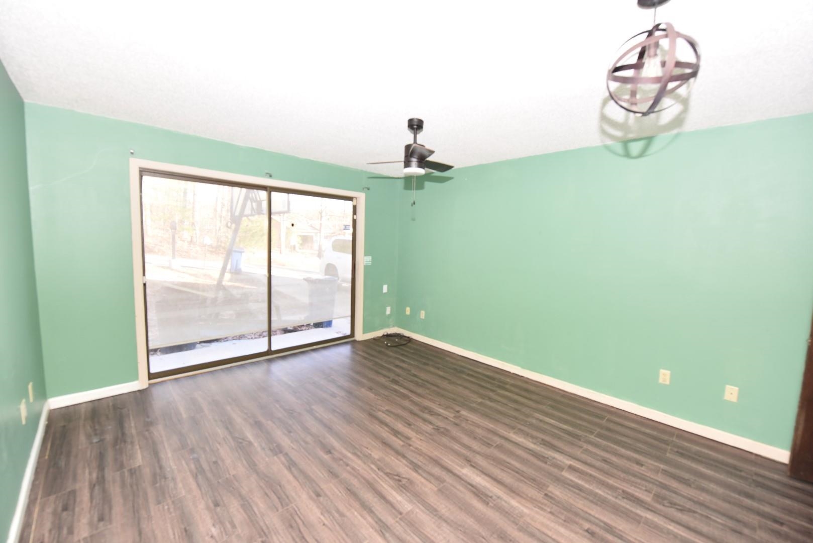 CHELSEA GLADE - Residential