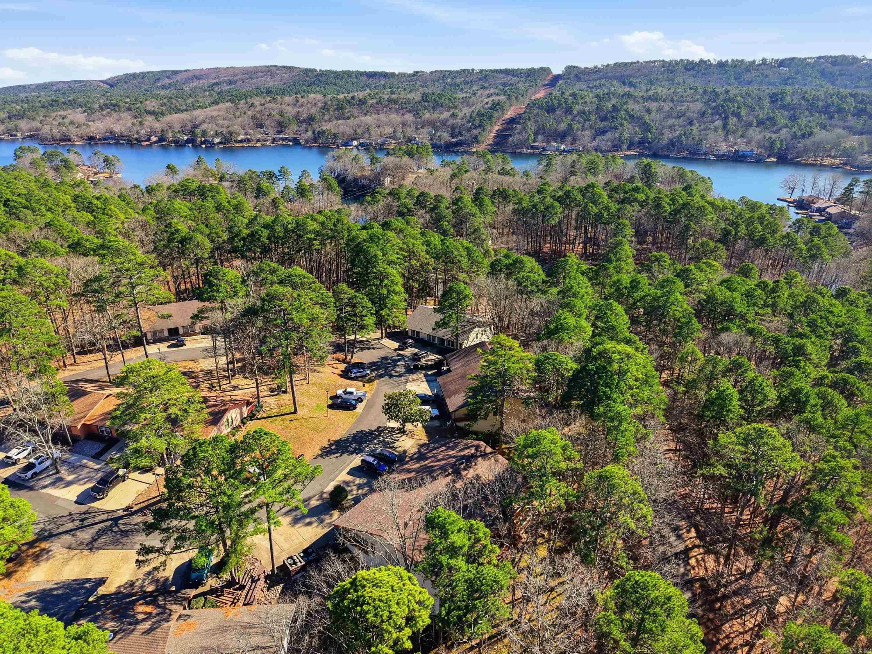 Madrid Courts - Residential