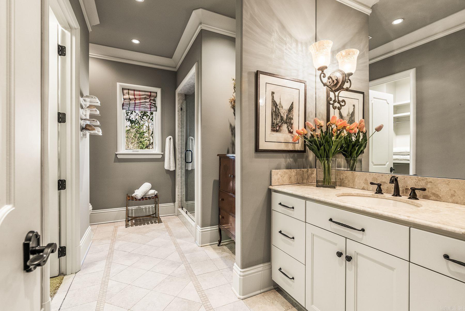 VALLEY FALLS ESTATES - Residential