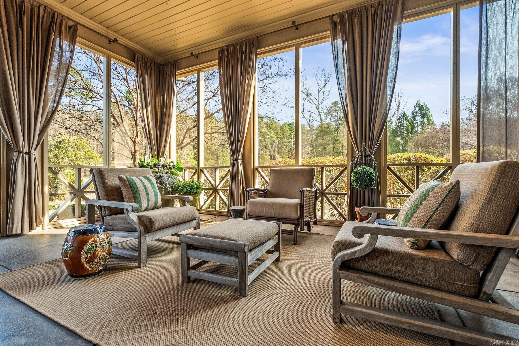 VALLEY FALLS ESTATES - Residential