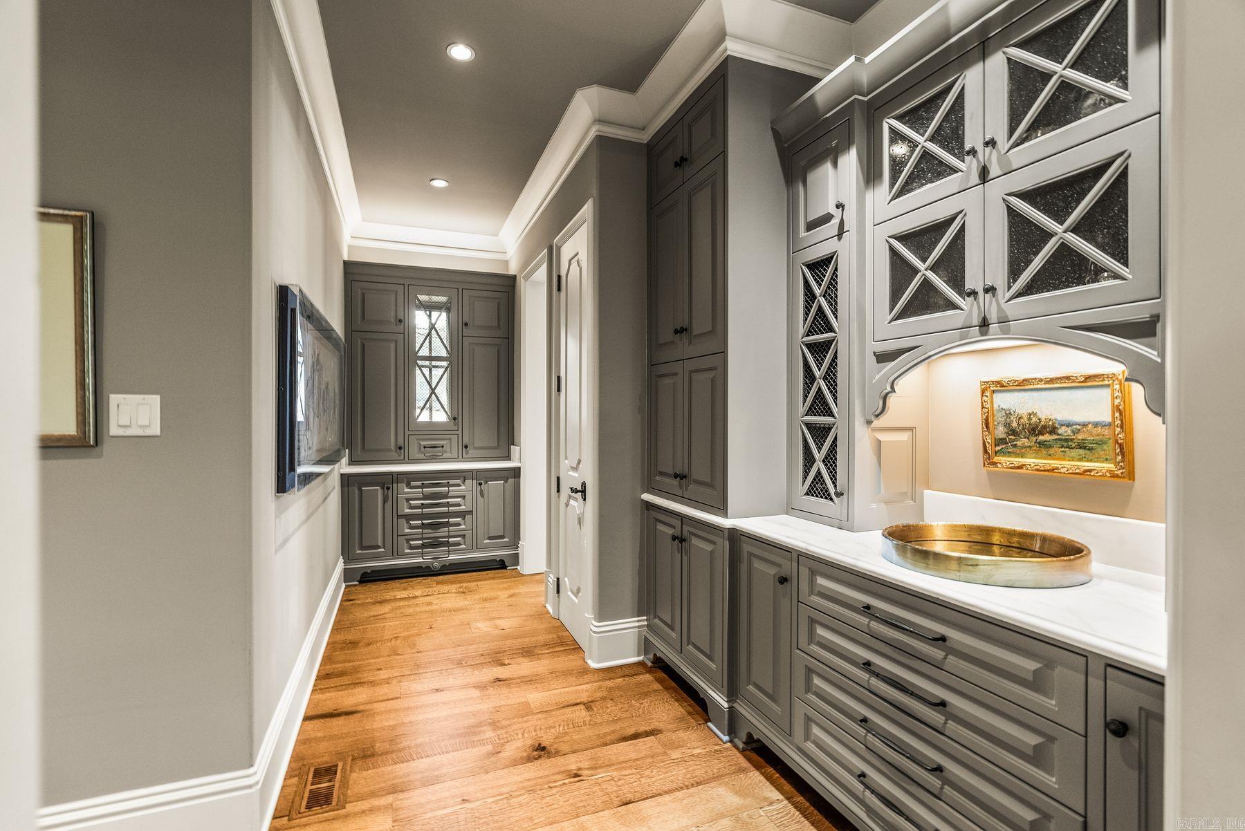 VALLEY FALLS ESTATES - Residential