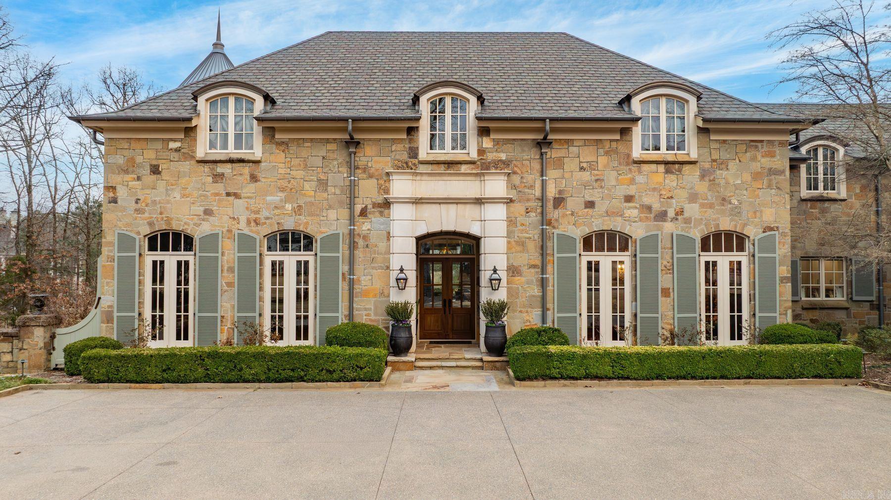 VALLEY FALLS ESTATES - Residential