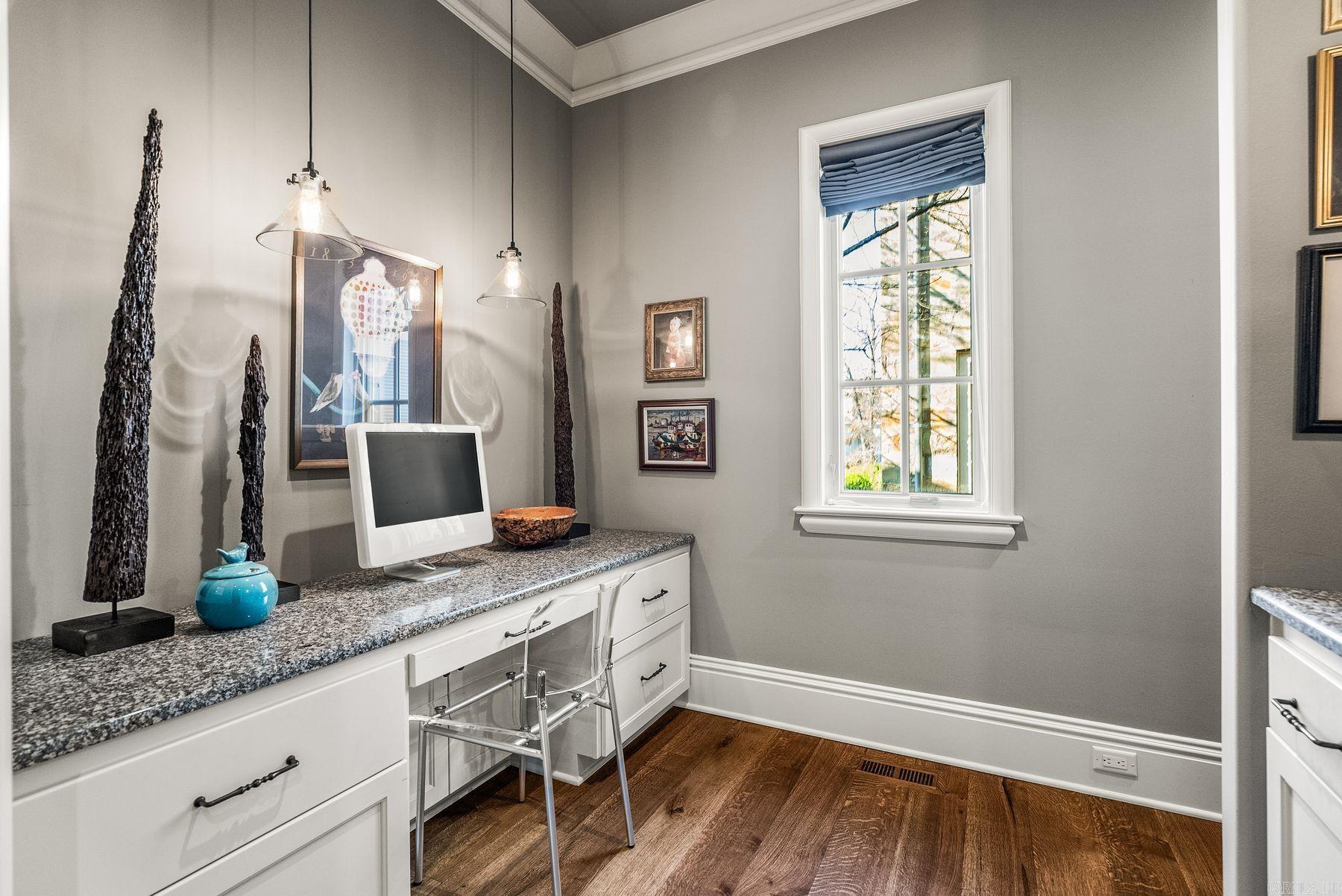 VALLEY FALLS ESTATES - Residential