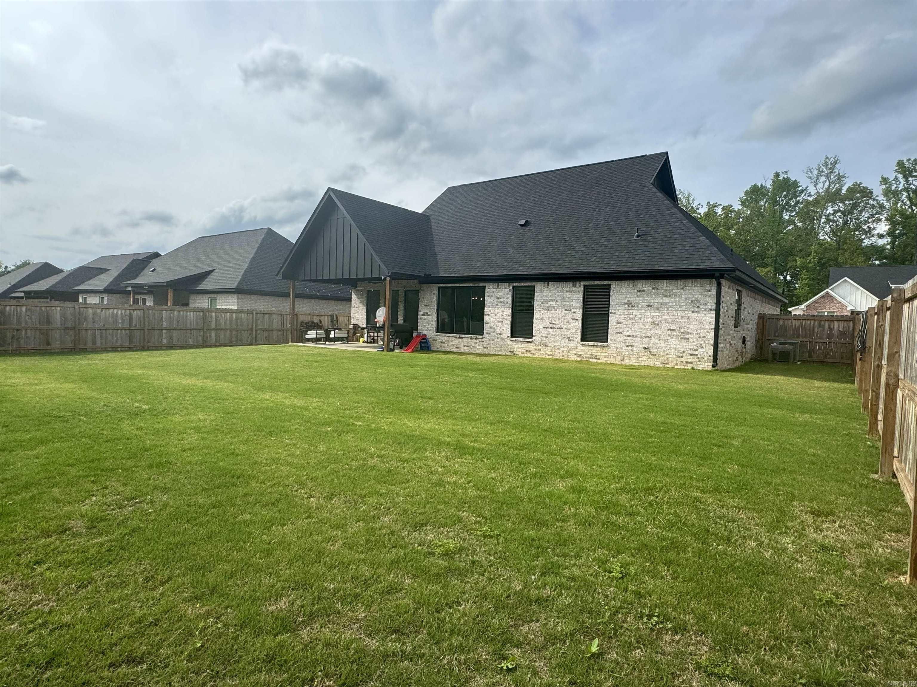 SARATOGA PLACE SUBDIVISION - Residential