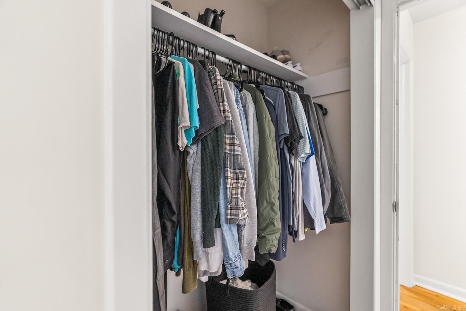 CHERRY & COX - Residential