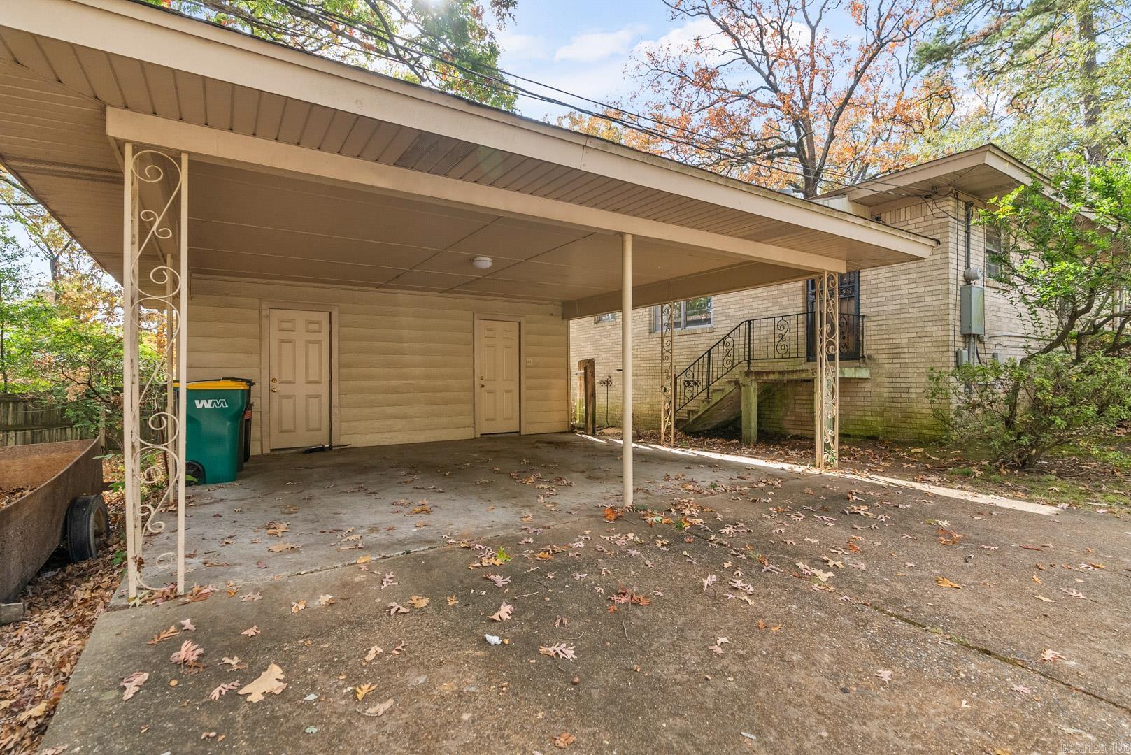 CHERRY & COX - Residential