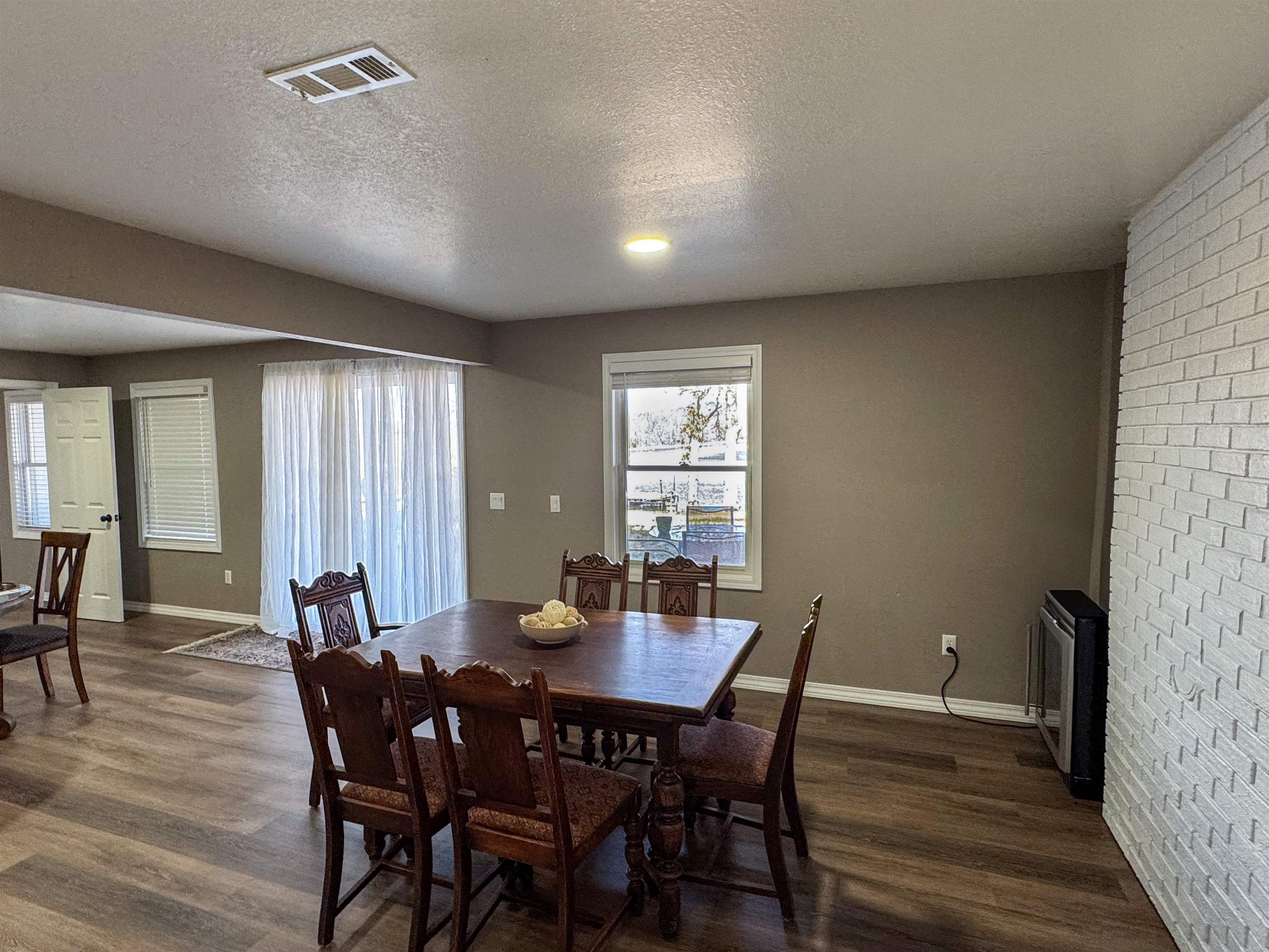 SOUTH SHORE - Residential