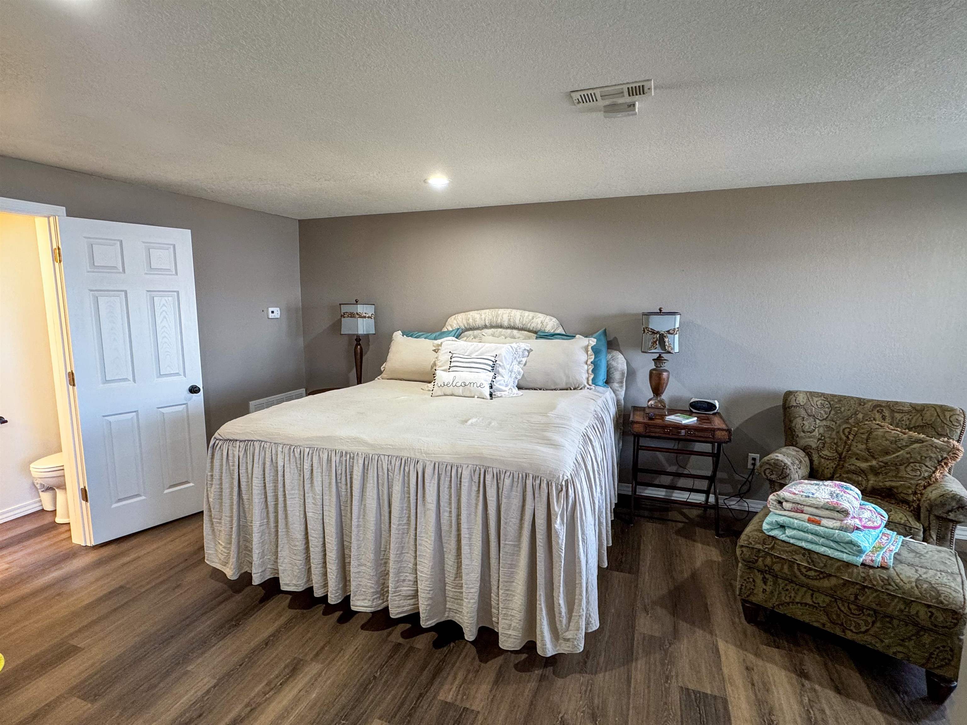 SOUTH SHORE - Residential