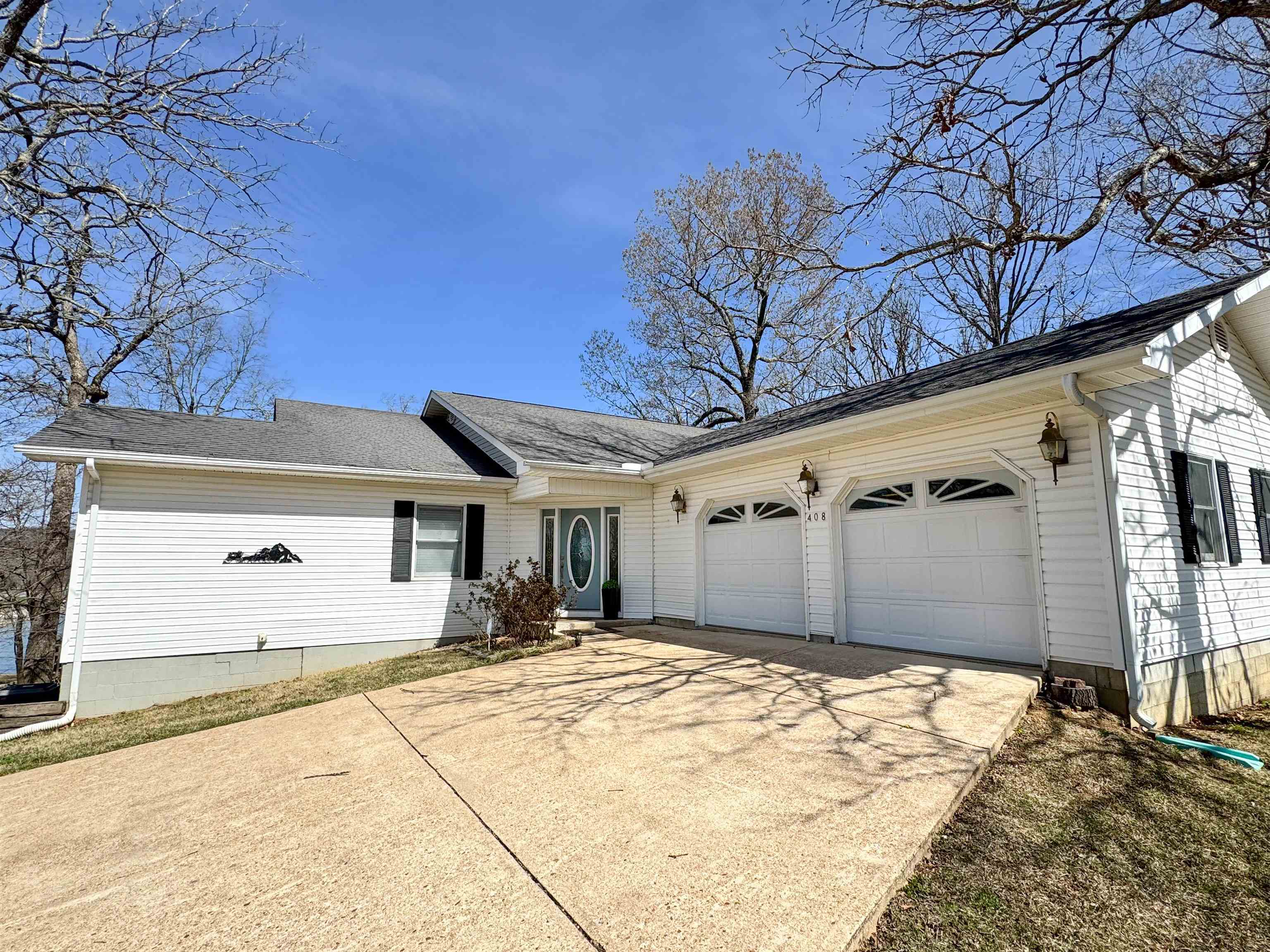 SOUTH SHORE - Residential