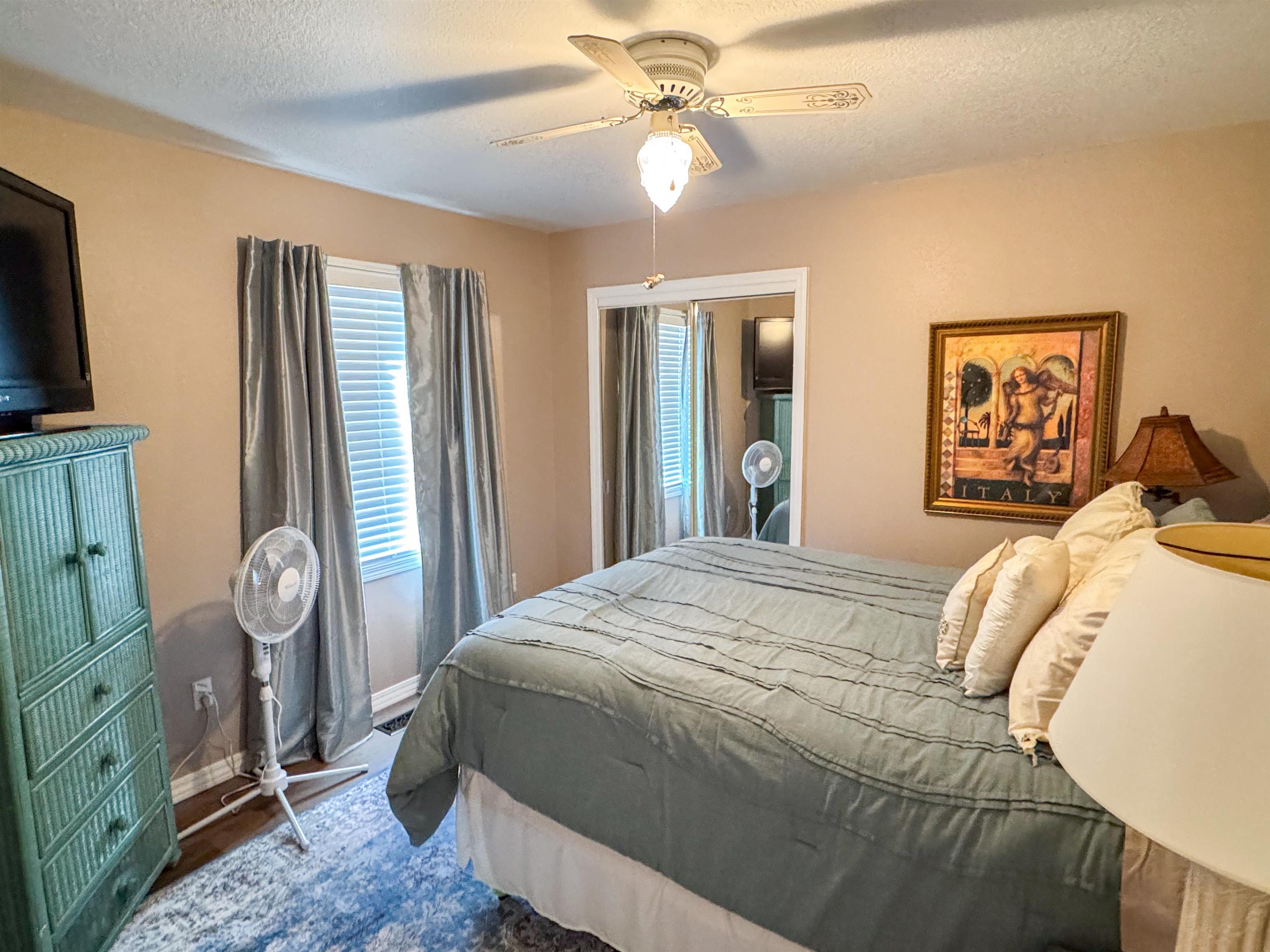 SOUTH SHORE - Residential