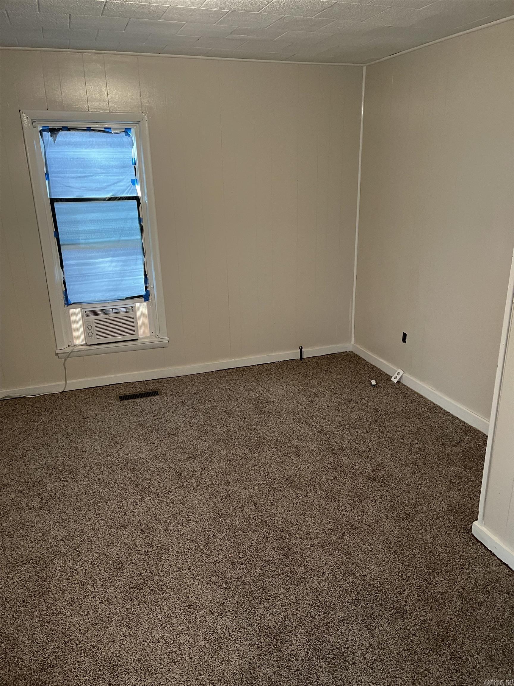 MCGAHHEY/LESLIES - Residential