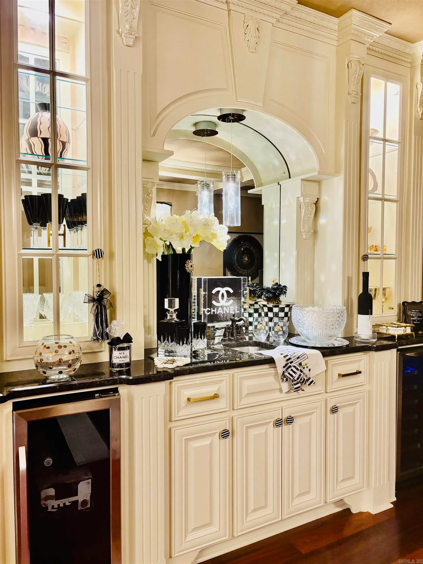 Hot Springs, Arkansas 71913, United States, 2 Bedrooms Bedrooms, ,2 BathroomsBathrooms,Residential,Active,242859