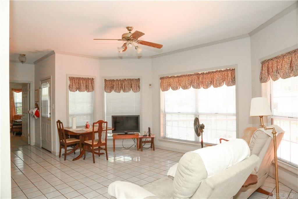 LANDS END - Residential