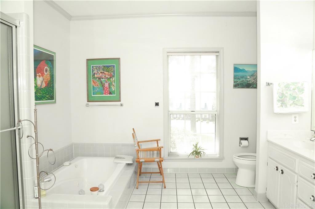 LANDS END - Residential