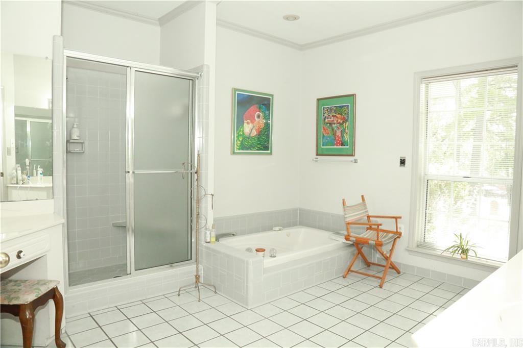 LANDS END - Residential