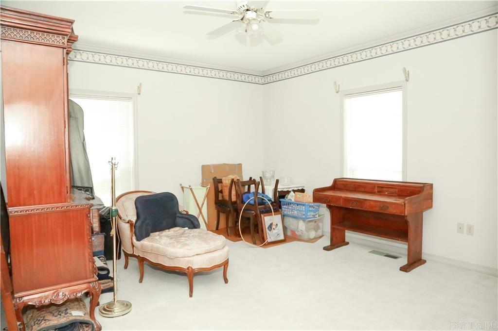 LANDS END - Residential