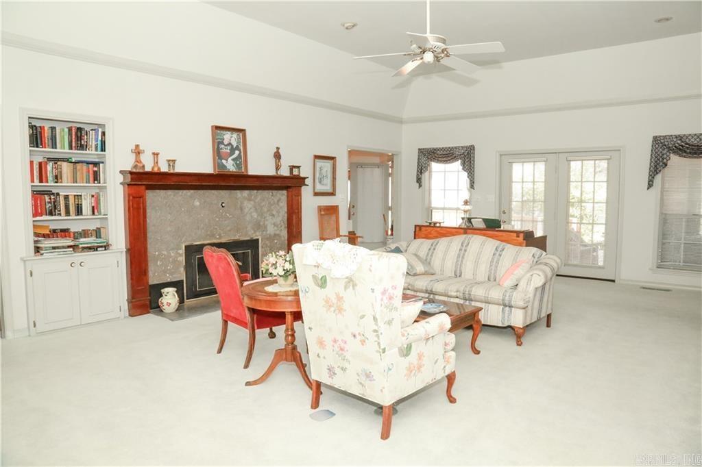 LANDS END - Residential