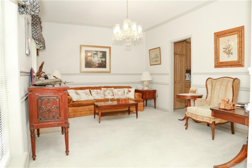 LANDS END - Residential