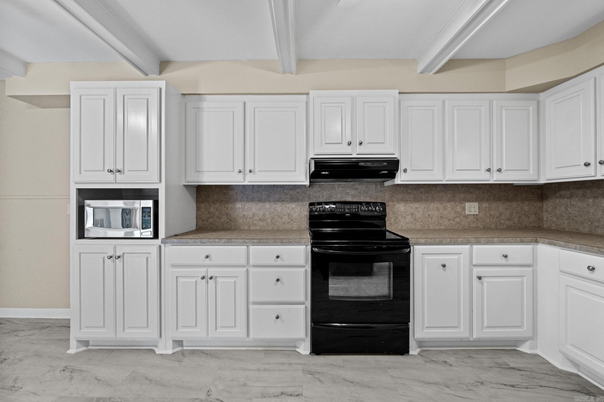 SHANNON HILLS - Residential