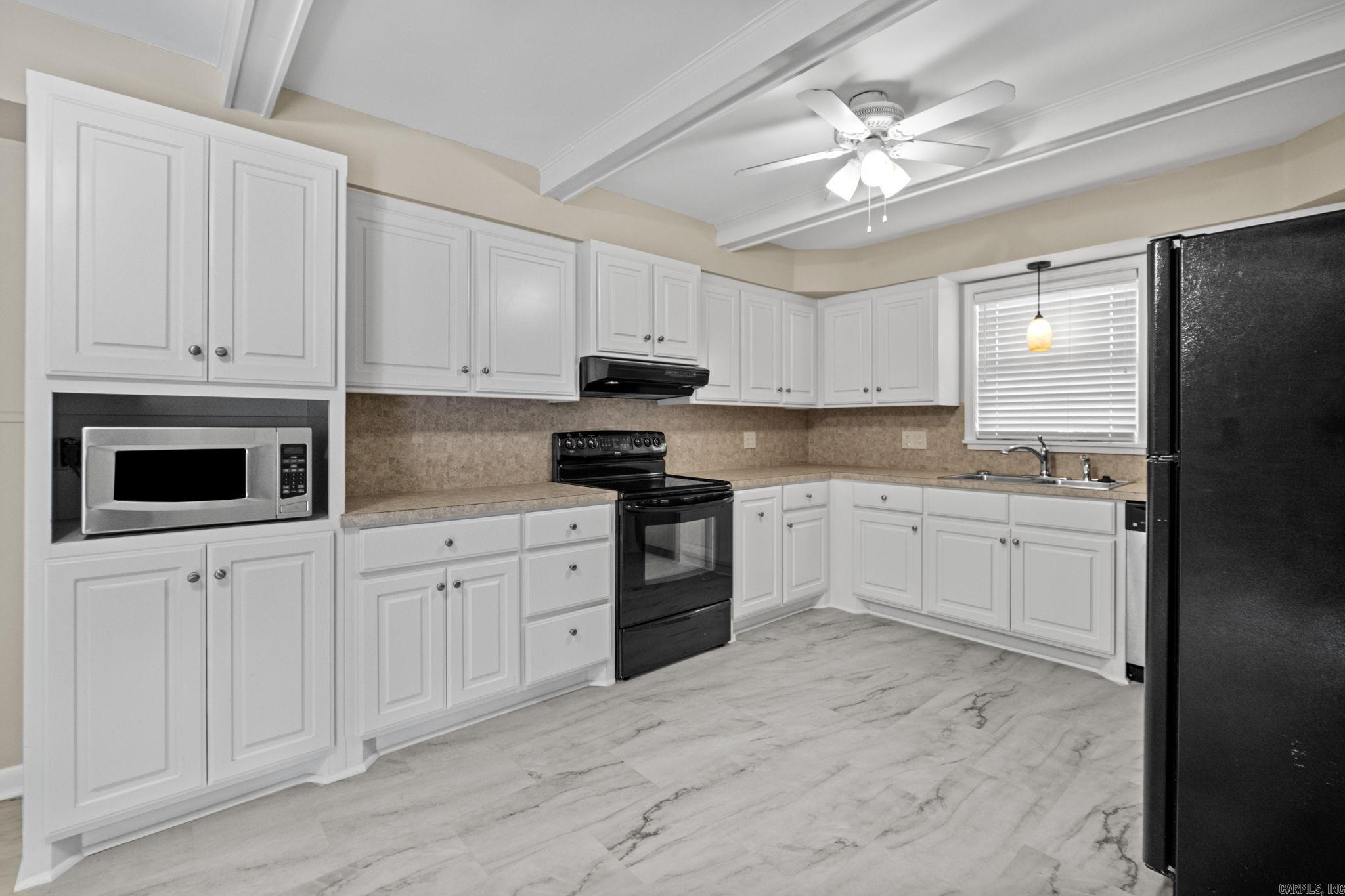 SHANNON HILLS - Residential