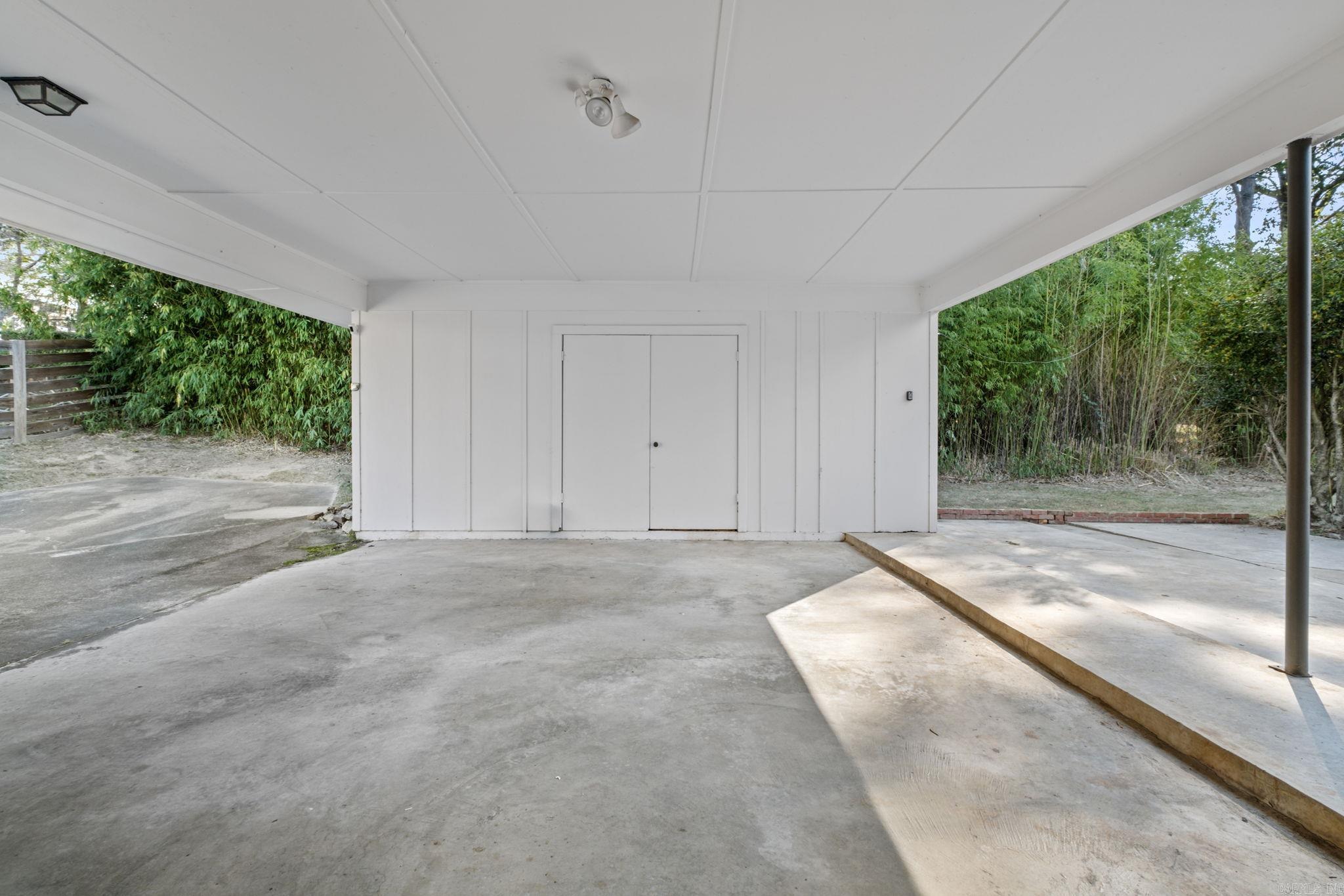 SHANNON HILLS - Residential