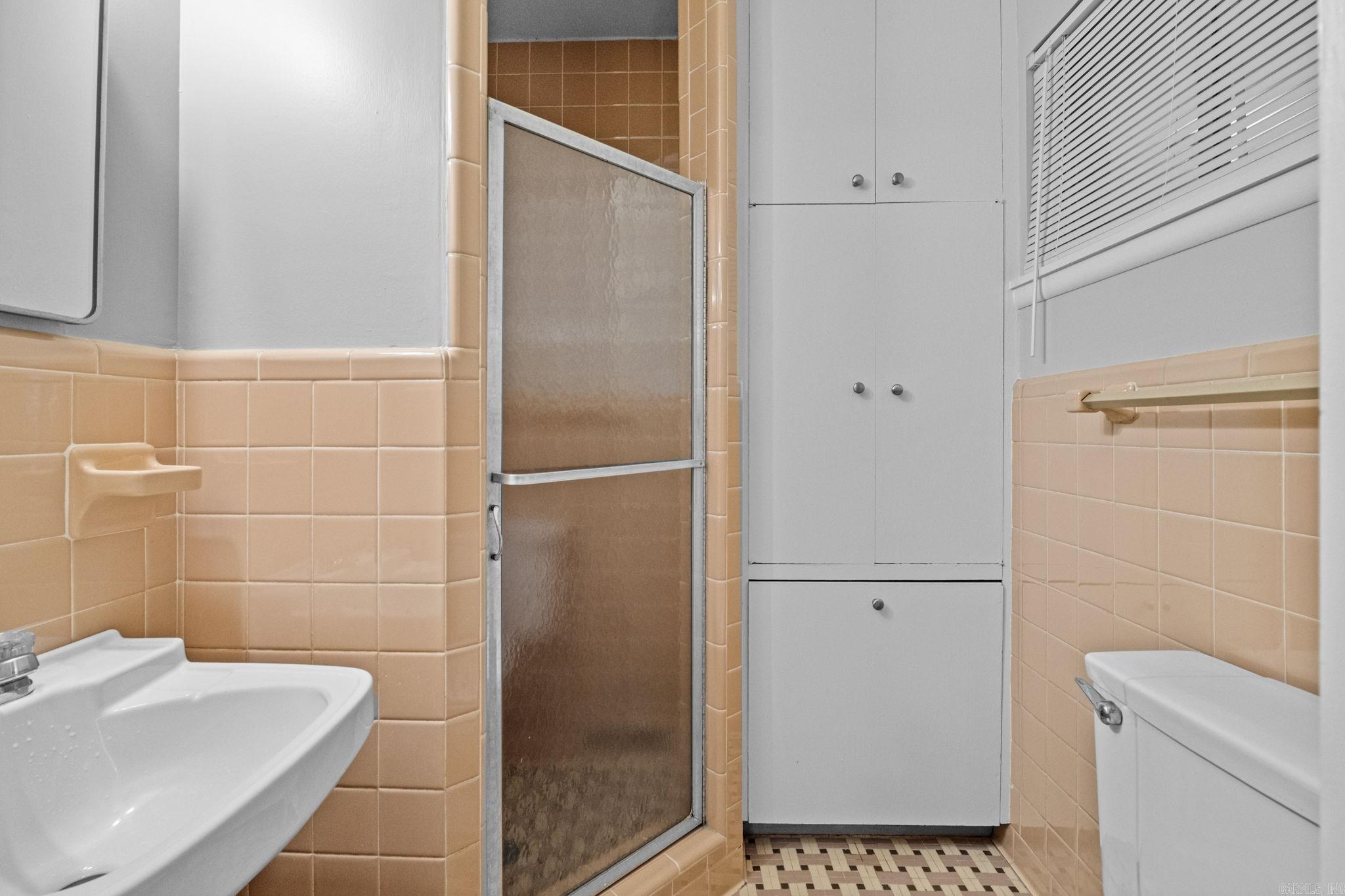 SHANNON HILLS - Residential